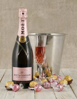 Moët and Chocolate Hamper